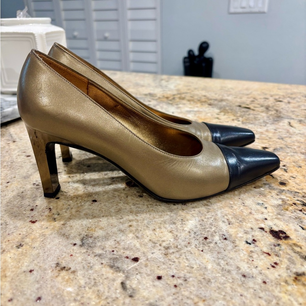 Salvatore Ferragamo Elegant Two-Tone Heels